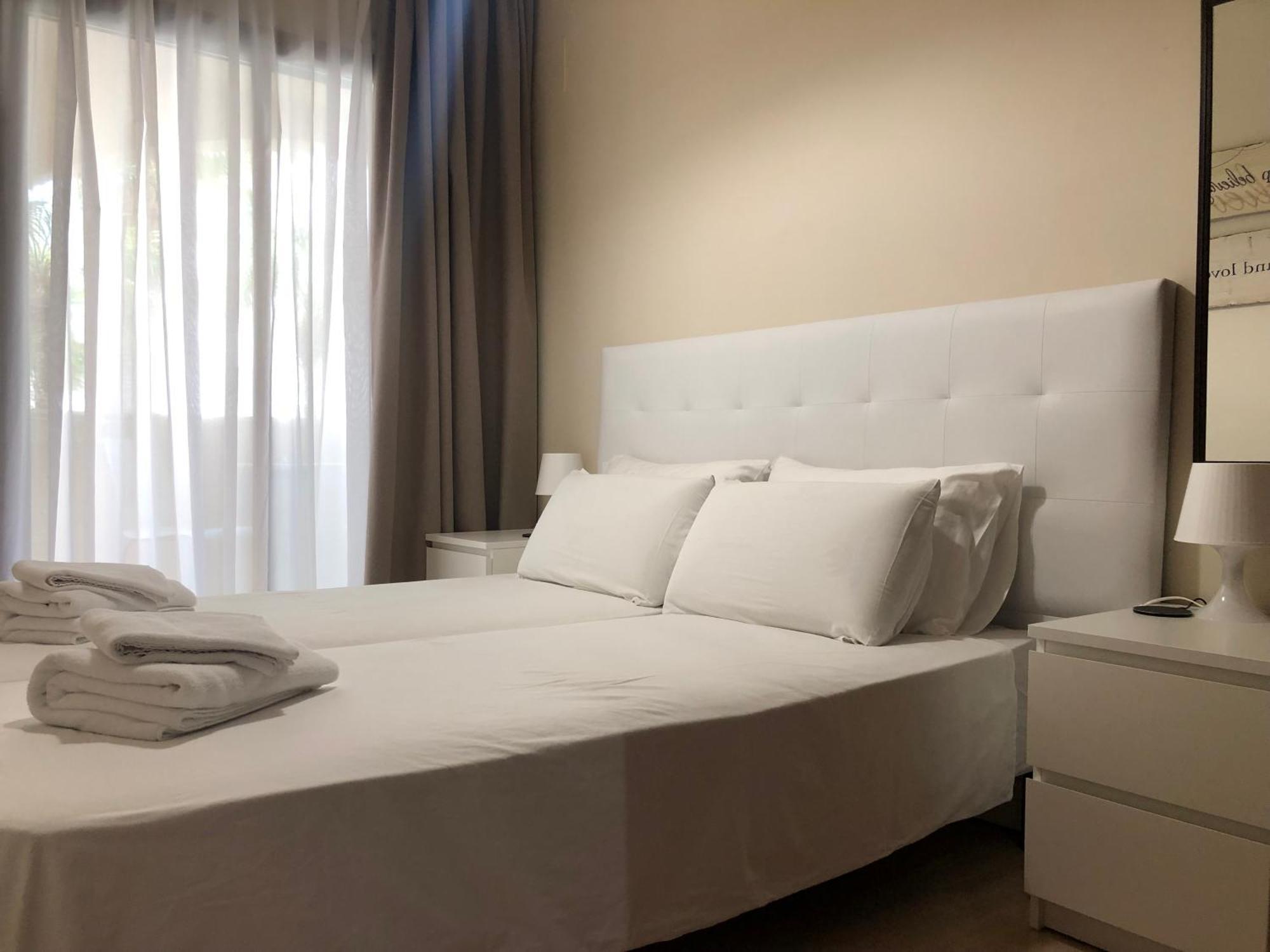 Medina De Banus Marbella Apartment Bagian luar foto